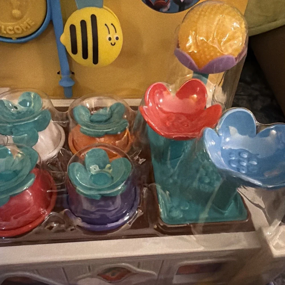 FAO Schwarz Bumble Bee Garden Sort & Match Toy 18pc Ages 18m+ NEW